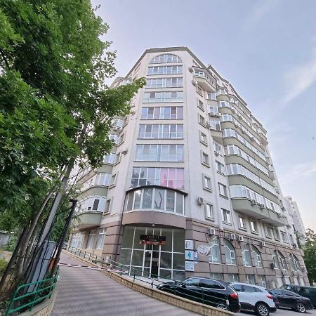 Elegance Apartment Chisinau Center Close To Stefan Cel Mare Dış mekan fotoğraf